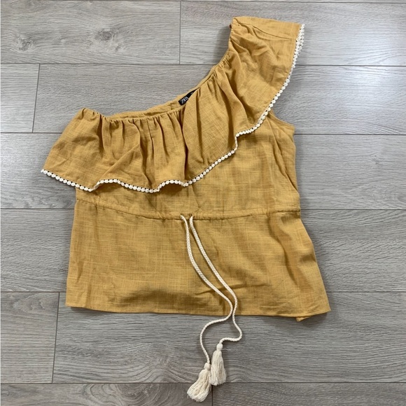 Zara Linen Blend One Shoulder Ruffle Tie Waist Mustard Yellow Top - Picture 2 of 9